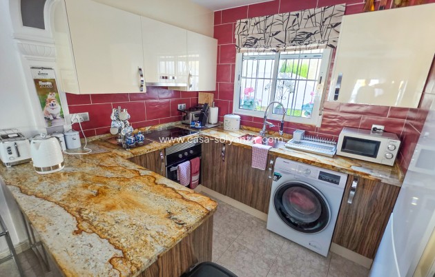 Wiederverkauf - Villa - Villamartin - Villamartín