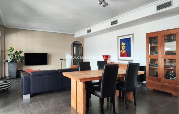 Resale - Villa - La Romana - Inland