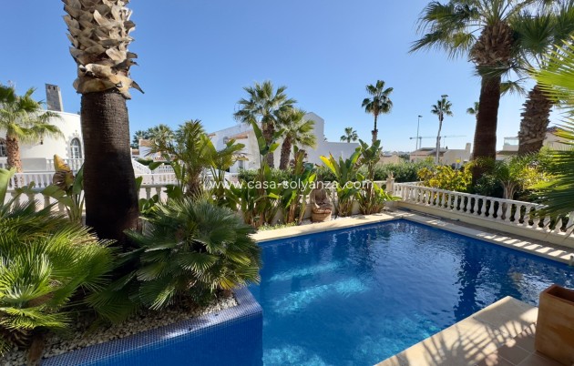 Revente - Villa - Orihuela Costa - Costa Blanca