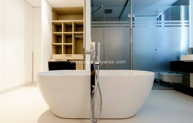 Neue Gebäude - Villa - Dehesa De Campoamor