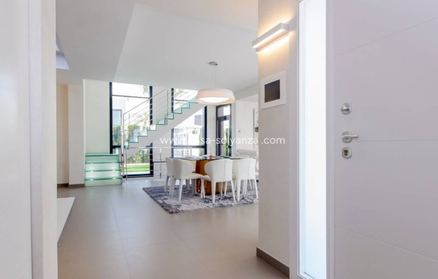 Neue Gebäude - Villa - Dehesa De Campoamor