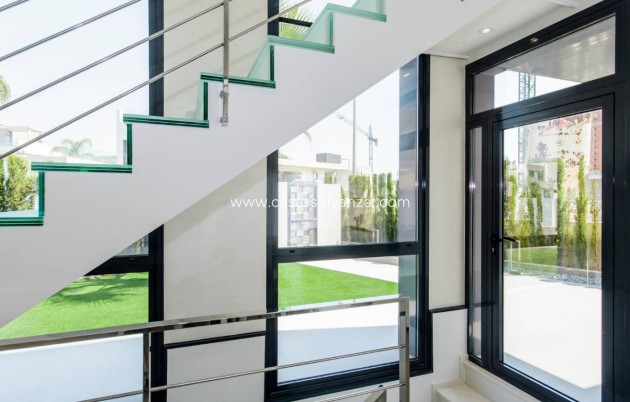 Neue Gebäude - Villa - Dehesa De Campoamor