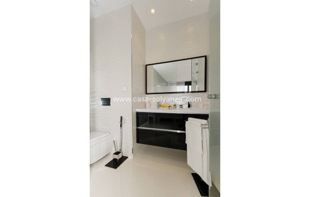 Neue Gebäude - Villa - Dehesa De Campoamor