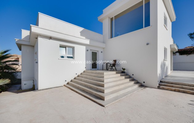 Resale - Villa - Ciudad Quesada