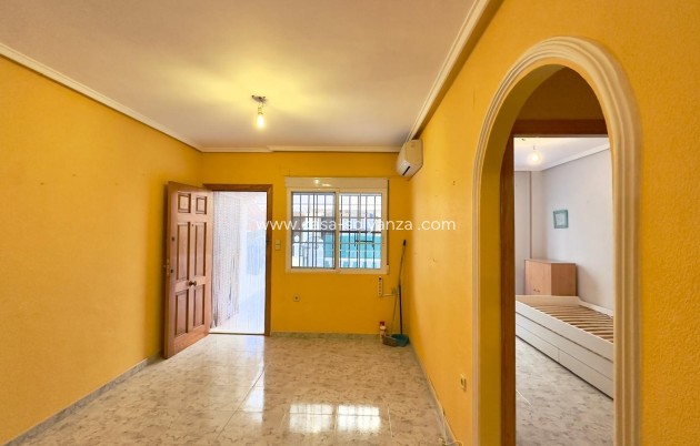 Revente - Appartement - Torrevieja - La Mata