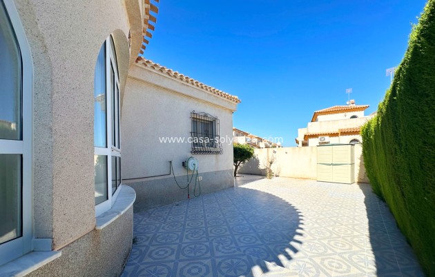 Herverkoop - Villa - Orihuela Costa - Costa Blanca