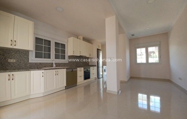 Resale - Villa - Cabo Roig