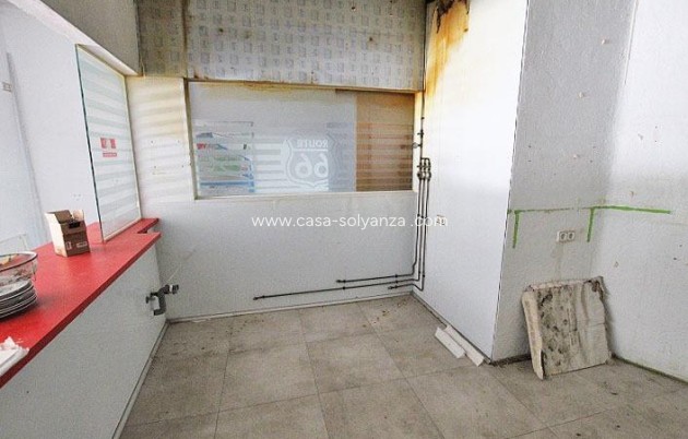 Revente - Commercial - Guardamar del Segura - Center