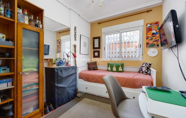 Revente - Villa - Orihuela Costa - Costa Blanca