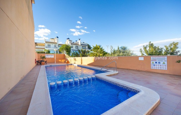 Revente - Villa - Orihuela Costa - Costa Blanca