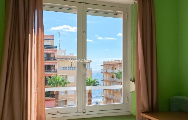 Revente - Appartement - Torrevieja - Playa De Los Naufragos