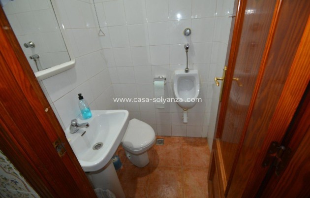 Revente - Commercial - Bigastro - Center