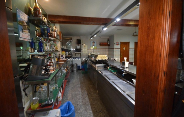 Revente - Commercial - Bigastro - Center