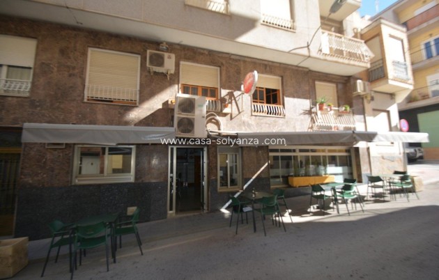 Revente - Commercial - Bigastro - Center