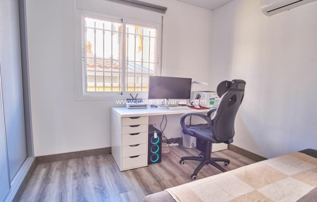 Herverkoop - Villa - Los Montesinos - Costa Blanca