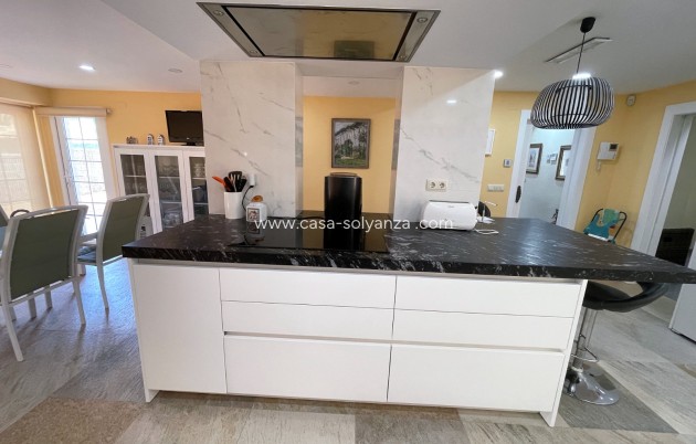 Revente - Villa - Orihuela Costa - Costa Blanca