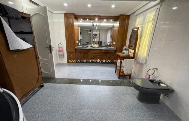 Revente - Villa - Orihuela Costa - Costa Blanca