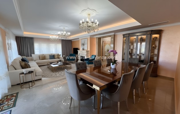 Wiederverkauf - Independent villa - Orihuela Costa