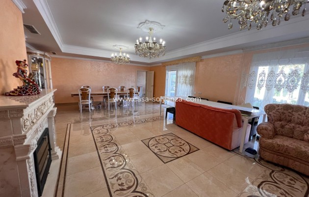 Wiederverkauf - Independent villa - Orihuela Costa