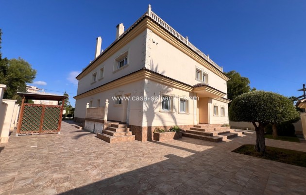 Wiederverkauf - Independent villa - Orihuela Costa