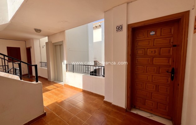 Resale - Apartment / flat - Villamartin - Costa Blanca