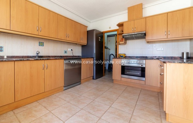 Resale - Country Property/Finca - Albatera