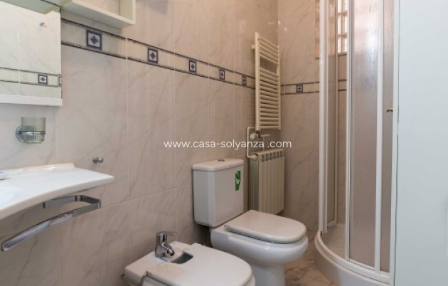 Resale - Country Property/Finca - Albatera