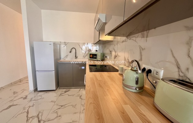 Resale - Apartment / flat - Villamartin - Costa Blanca