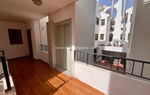 Resale - Apartment / flat - Villamartin - Costa Blanca