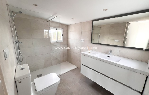 Wiederverkauf - Independent villa - Dolores