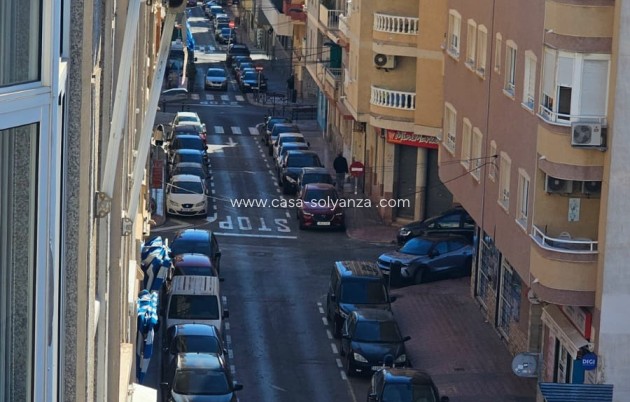 Herverkoop - Appartement / flat - Torrevieja - Estacion Autobuses
