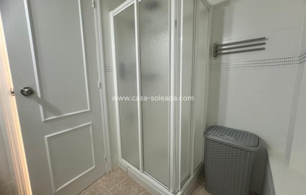 Wiederverkauf - Wohnung - Torrevieja - Acequion