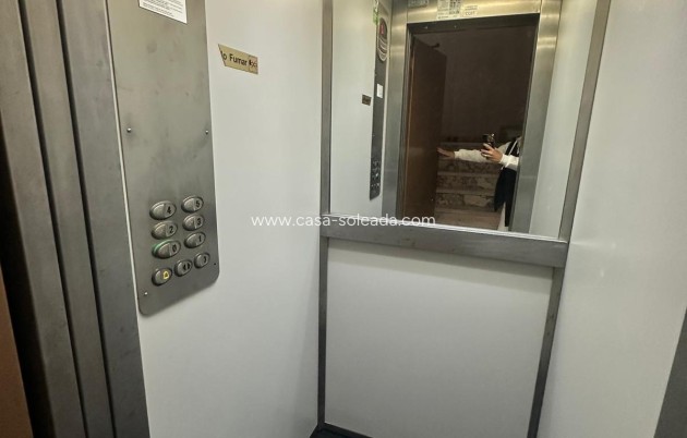 Wiederverkauf - Wohnung - Torrevieja - Acequion
