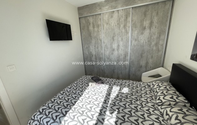 Wiederverkauf - Semi-detached house - Villamartin - Villamartín