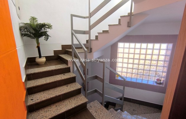 Wiederverkauf - Wohnung - Benijofar