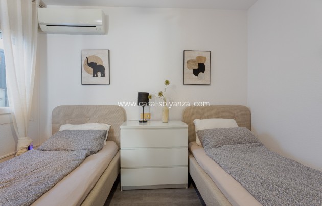 Revente - Villa - Orihuela Costa - Costa Blanca