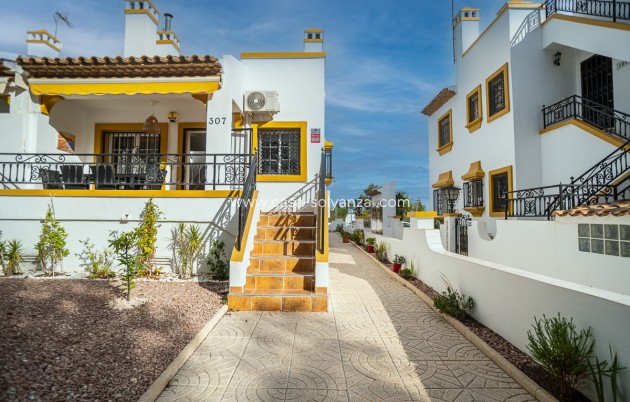 Resale - Villa - Orihuela Costa - Costa Blanca