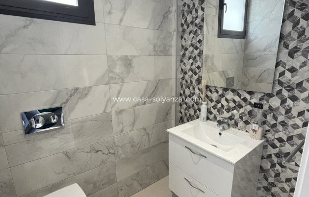 Herverkoop - Villa - Villamartin - Villamartín