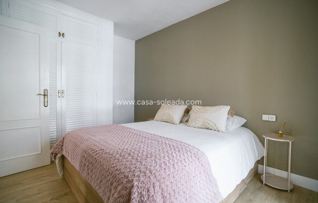 Resale - Villa - Orihuela Costa - Costa Blanca