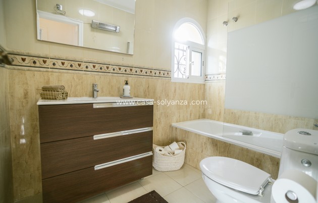 Resale - Villa - Orihuela Costa - Costa Blanca