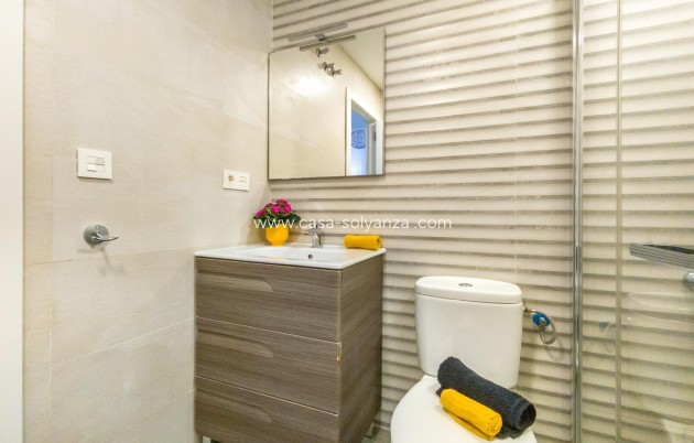 Resale - Apartment / flat - Torrevieja