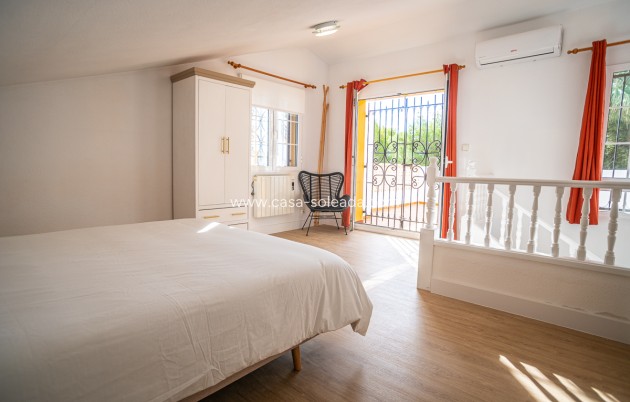 Resale - Villa - Orihuela Costa - Costa Blanca