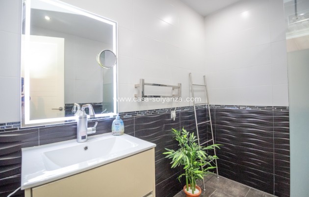 Herverkoop - Villa - Villamartin - Fortuna