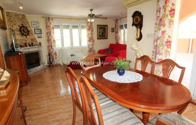 Revente - Villa - Torrevieja - Los Balcones