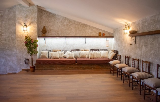 Resale - Independent villa - Onil