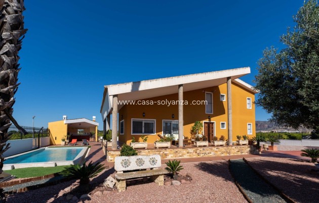 Revente - Villa - Orihuela - Correntías Medias