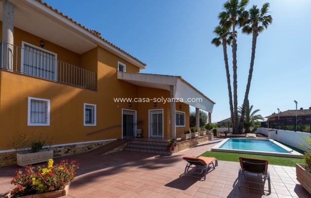 Revente - Villa - Orihuela - Correntías Medias