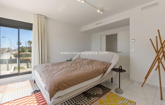Resale - Villa - Torrevieja - La veleta