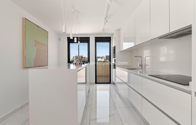 Resale - Villa - Torrevieja - La veleta