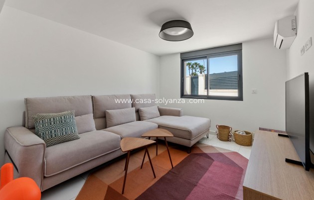 Resale - Villa - Torrevieja - La veleta